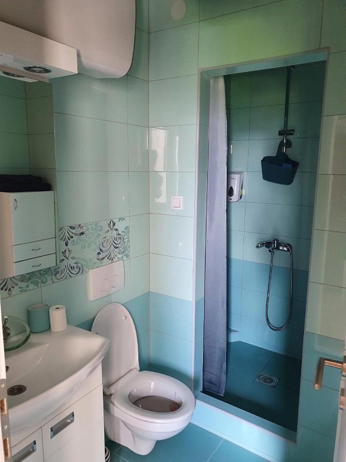 Alo Alo Apartman 6 Krusevac Bagian luar foto