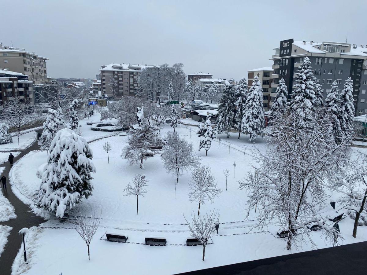 Alo Alo Apartman 6 Krusevac Bagian luar foto