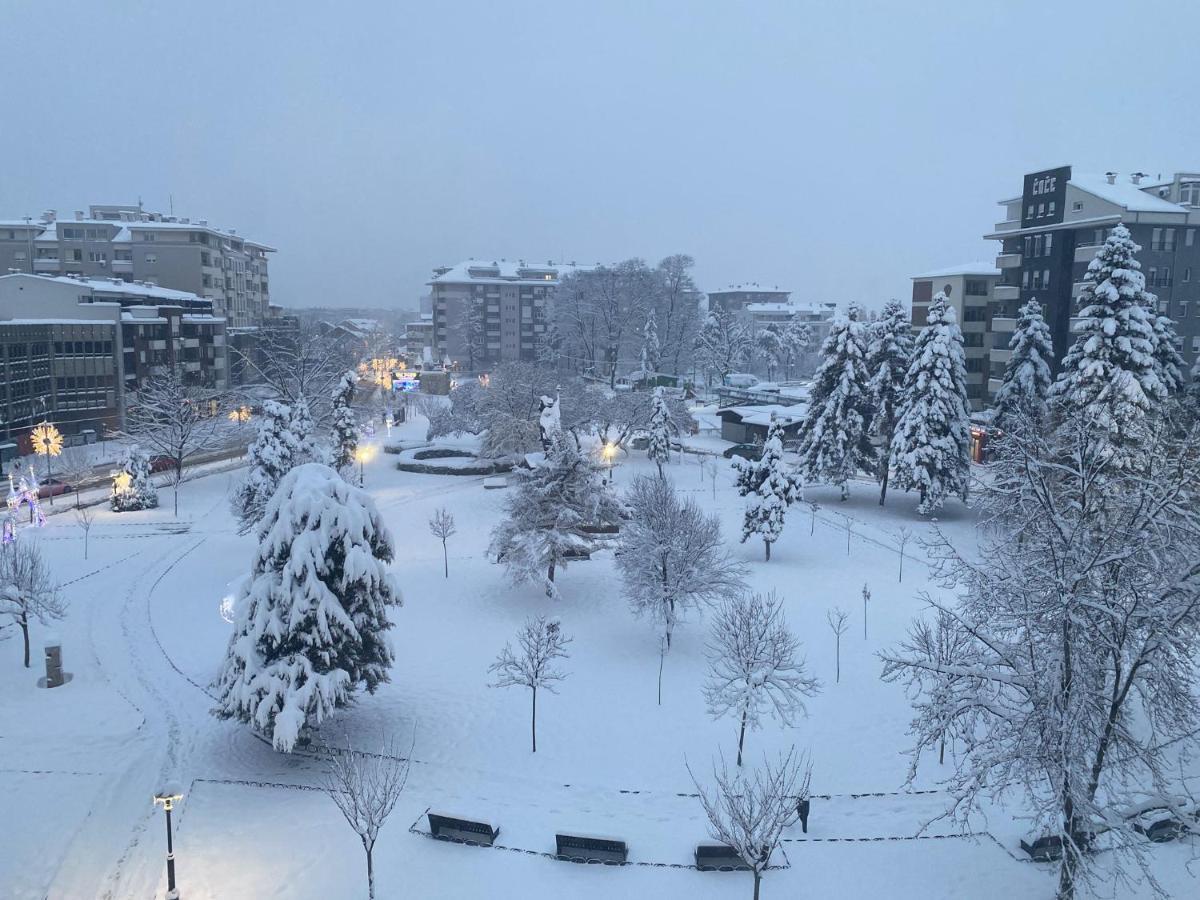 Alo Alo Apartman 6 Krusevac Bagian luar foto