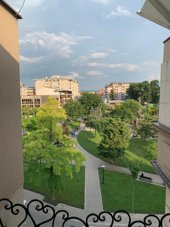 Alo Alo Apartman 6 Krusevac Bagian luar foto